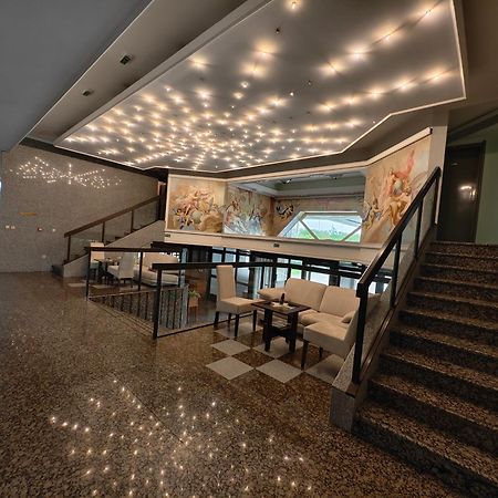 נובי סאד Sole Mio Wellness & Spa מראה חיצוני תמונה