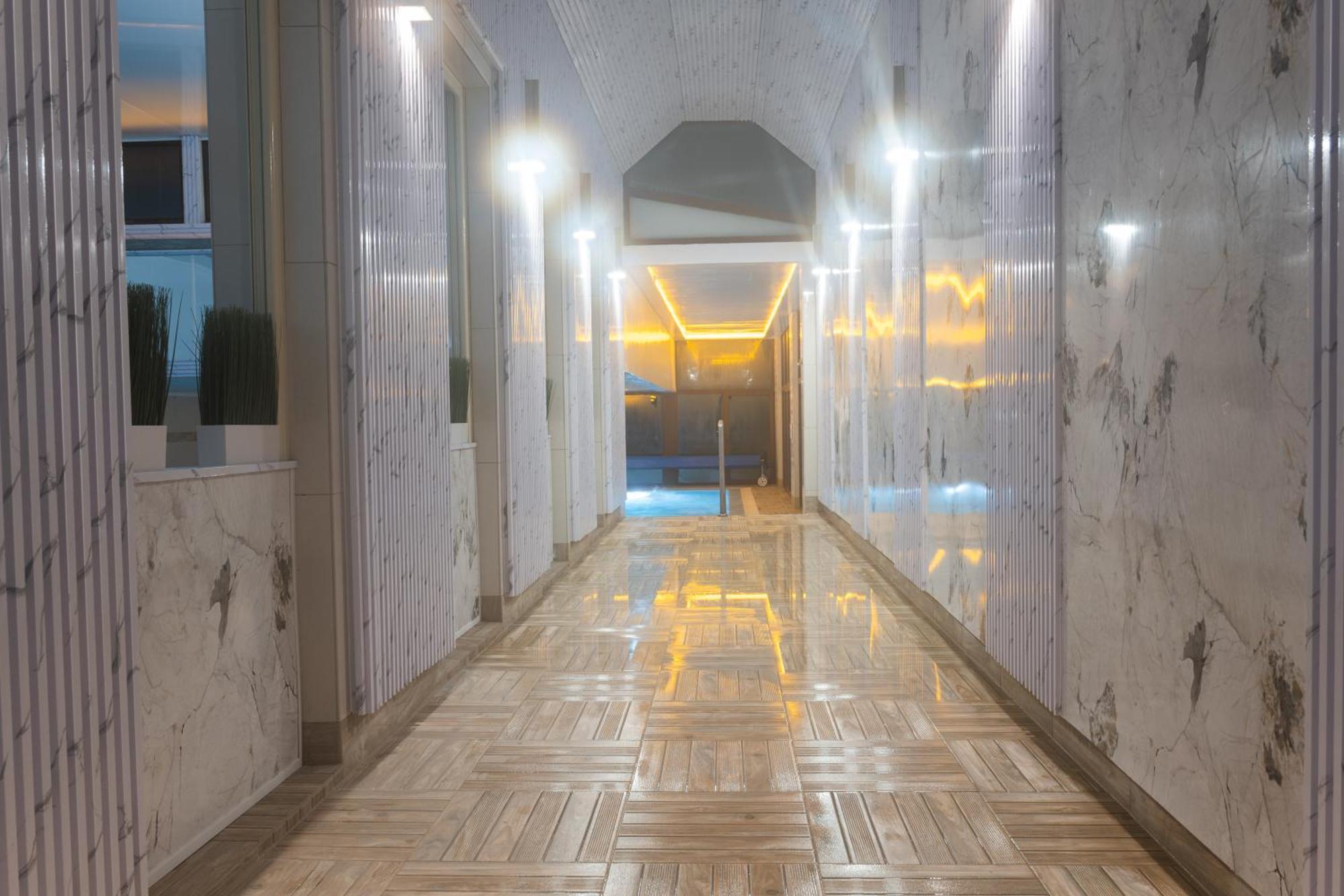 נובי סאד Sole Mio Wellness & Spa מראה חיצוני תמונה